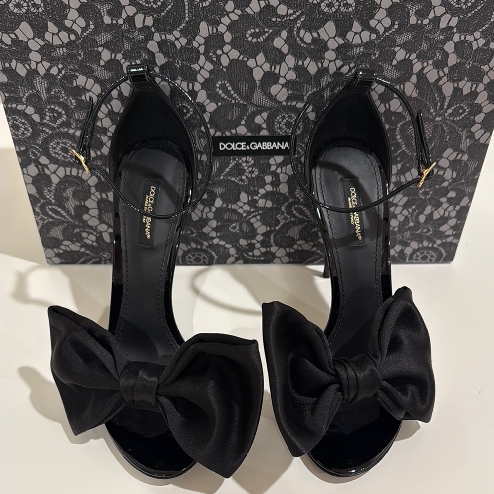 Dolce & Gabbana Black Bow Women's Shoes